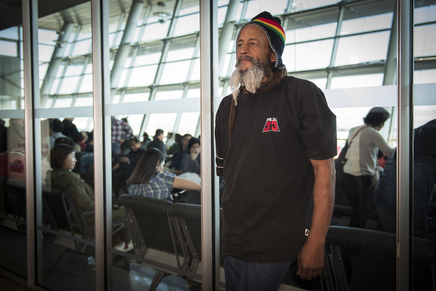 I Photograph 100 Faces From 100 Different Countries At Atatürk Airport, Istanbul