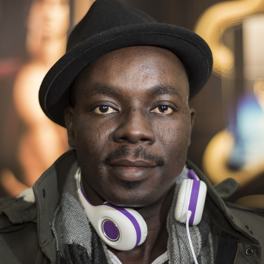 I Photograph 100 Faces From 100 Different Countries At Atatürk Airport, Istanbul I Photograph 100 Faces From 100 Different Countries At Atatürk Airport, Istanbul