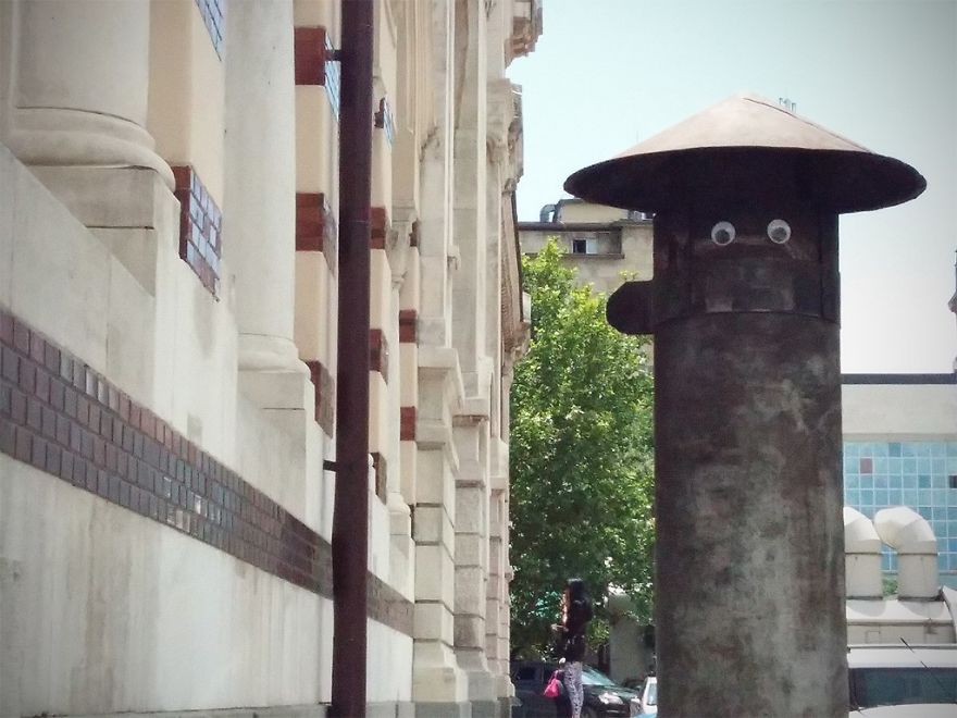 I Bring Bulgarian Streets To Life By Putting Googly Eyes On Random Objects (New Pics)