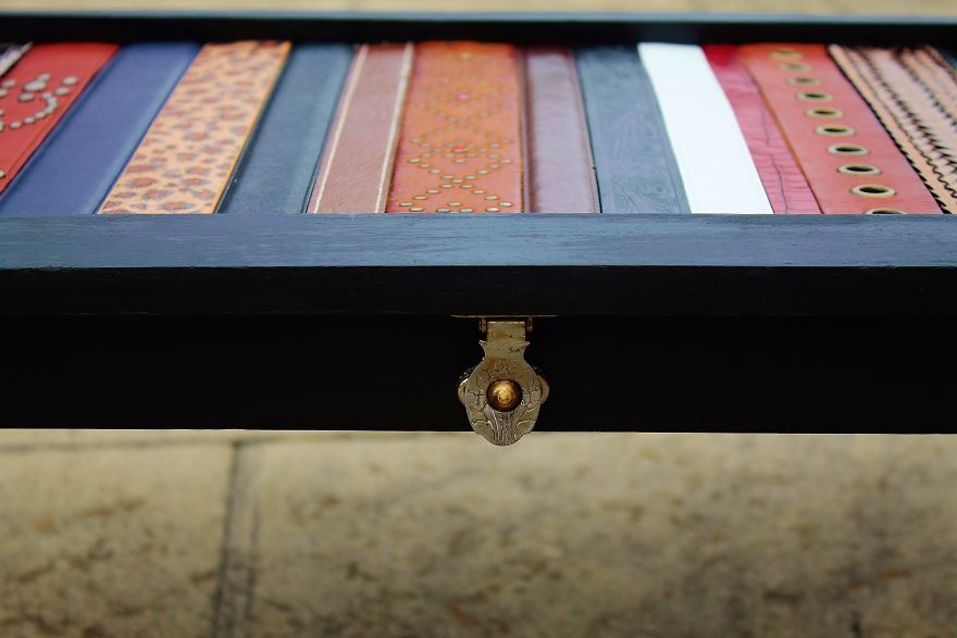 I Used Leather Belts To Upcycle This Small Table I Used Leather Belts To Upcycle This Small Table