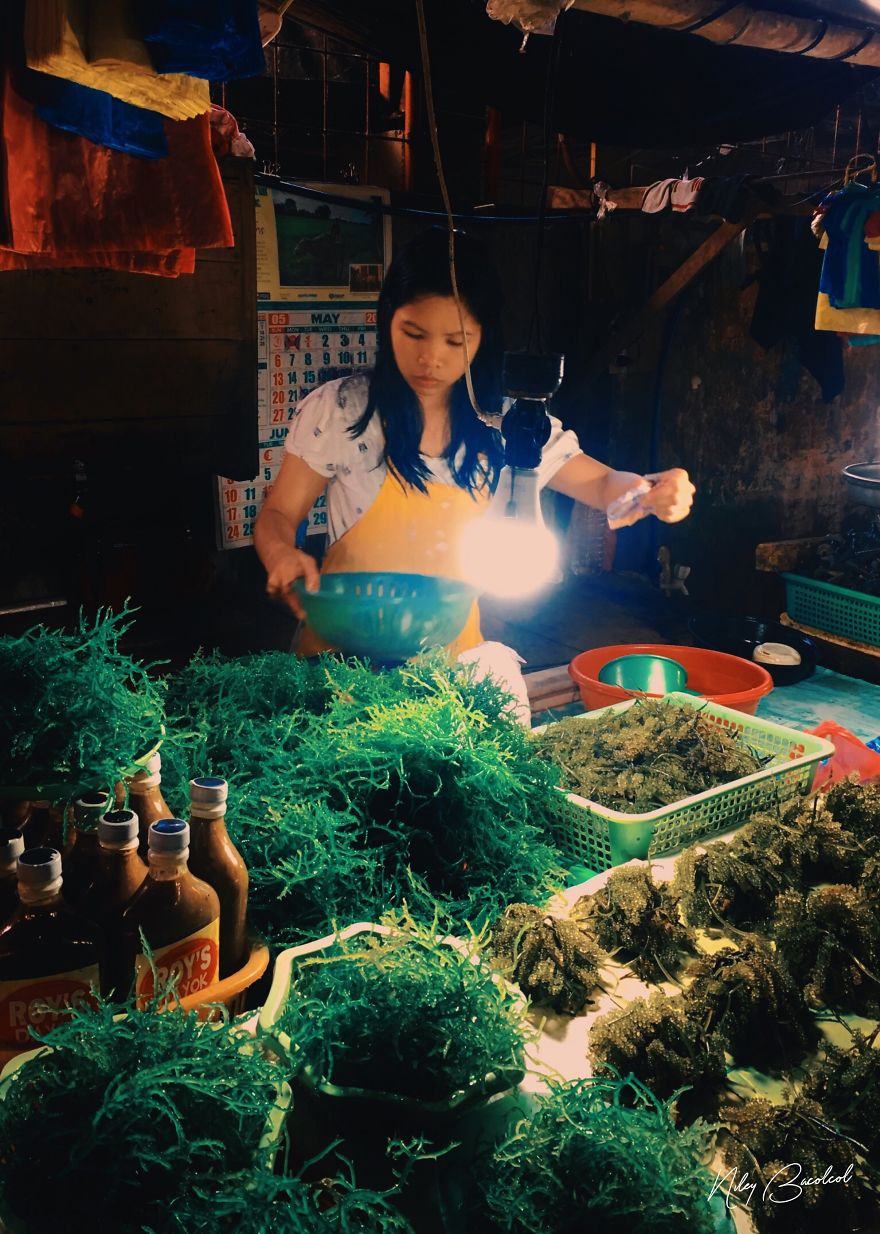 I Took Early Morning Pictures Of Intimate Market Scene In Philippines Using My Iphone