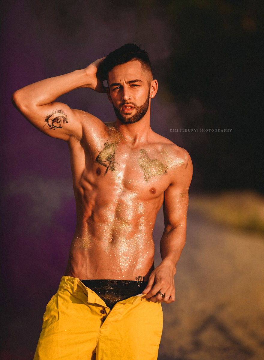 The Freeway Vs The Free Way
here's Someone Who Chose The Journey Over The Commute. The Freeway Vs The Free Way
here's Someone Who Chose The Journey Over The Commute.