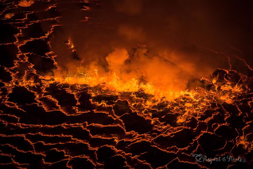 I Spent The Night At The Top Of An Active Volcano In DR Congo, Capturing The Boiling Lava Lake I Spent The Night At The Top Of An Active Volcano In DR Congo, Capturing The Boiling Lava Lake