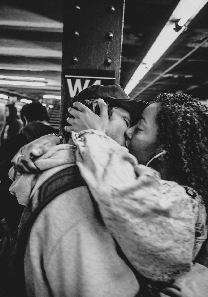 Photographer Captures The Faces Of The New York Subway In Fantastic Black And White Images