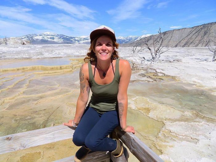 14 Inspiring Stories Of People Who Chose "The Vanlife" And Left Their Conventional Homes Behind