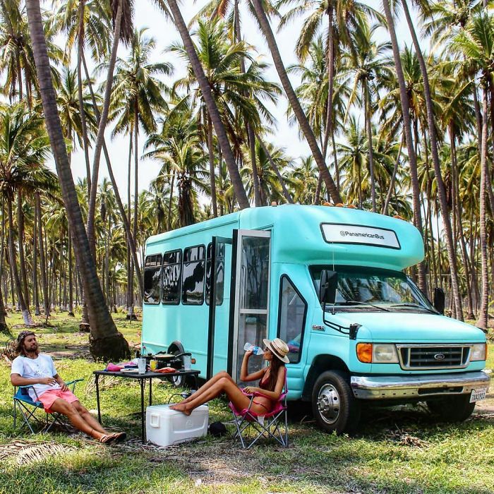 14 Inspiring Stories Of People Who Chose "The Vanlife" And Left Their Conventional Homes Behind 14 Inspiring Stories Of People Who Chose "The Vanlife" And Left Their Conventional Homes Behind