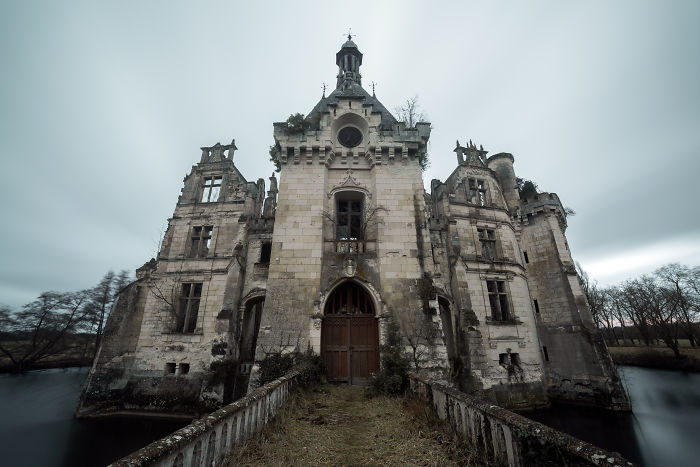 The Most Beautiful Abandoned Castles In The World