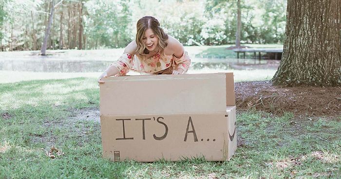Husband Gets Scared When His Wife Tells Him About Gender Reveal Shoot, But Then Pics Take Unexpected TwistHusband Gets Scared When His Wife Tells Him About Gender Reveal Shoot, But Then Pics Take Unexpected Twist