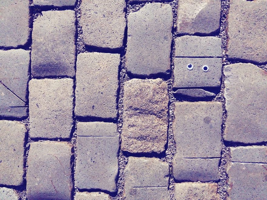 I Bring Bulgarian Streets To Life By Putting Googly Eyes On Random Objects (New Pics)