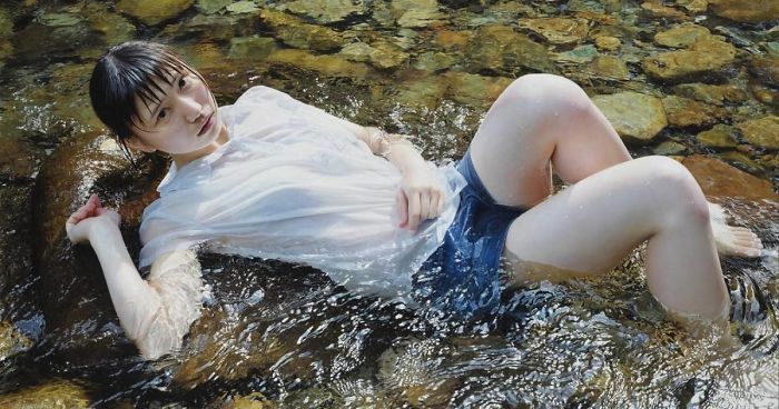 These Hyperrealistic Paintings By A Japanese Artist Are So Precise You Might Confuse Them With Photos