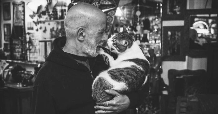 I Photograph Men With Their Cats And The Result Is Cuteness Overload!