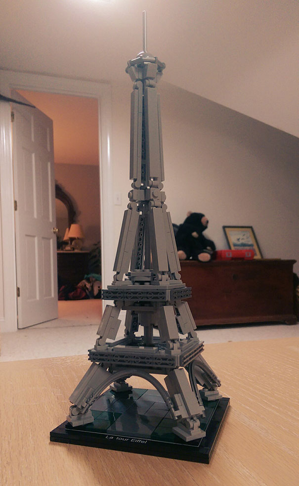 I'm 22 And My Mom Got Me Lego's For Christmas. You're Damn Right I Built This And I Enjoyed Every Minute Of It