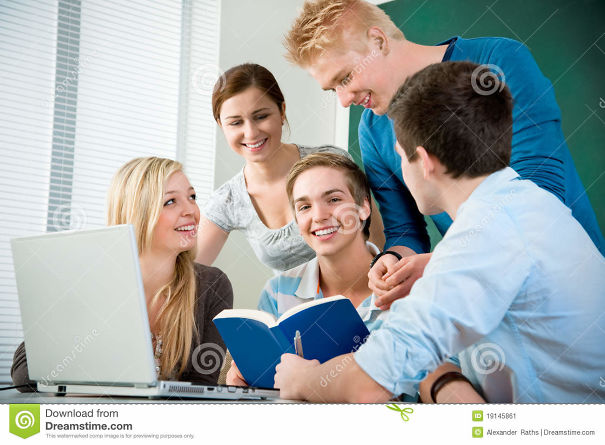high-school-students-19145861.jpg