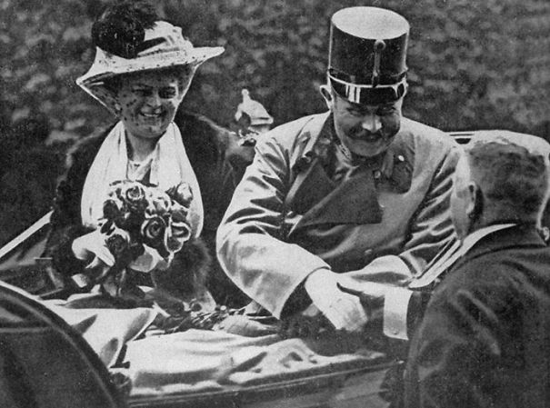 Archduke Ferdinand and His Wife Sophie 1h before shot and k****d