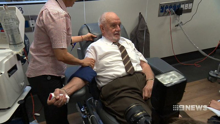 "Man With The Golden Arm" Whose Blood Saved The Lives Of 2.4 Million Babies Makes His Final Donation "Man With The Golden Arm" Whose Blood Saved The Lives Of 2.4 Million Babies Makes His Final Donation