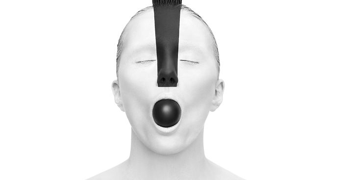 We Created Unusual Optical Illusions Using People As The Canvas For Our Art