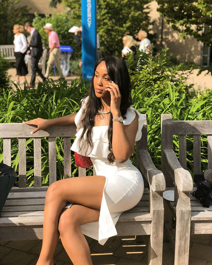 Woman Goes Into Labor During Her Final Exam, Finishes It On Epidural And Graduates From Harvard Woman Goes Into Labor During Her Final Exam, Finishes It On Epidural And Graduates From Harvard