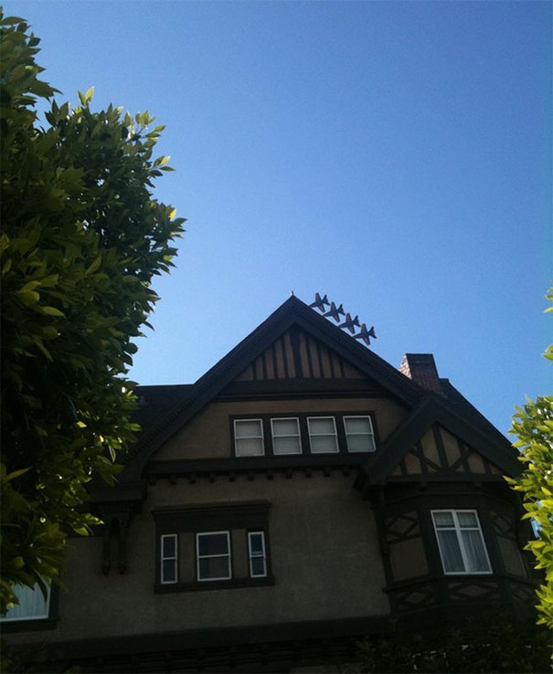 The Way Blue Angels Align With Roof Top
