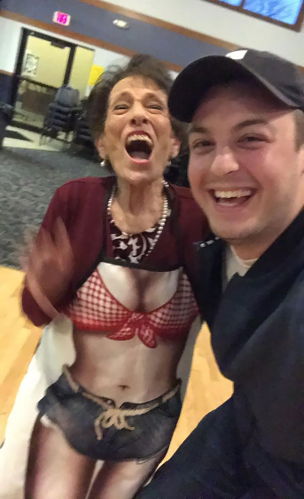 Got My Gram A New Apron For Her 90th Birthday. This Is The Moment She Realized What Was On It