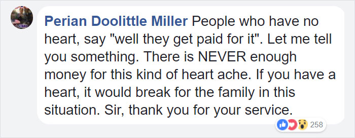 Soldier Breaks Down In Front Of Everybody When He Answers A Call From His Pregnant Wife Soldier Breaks Down In Front Of Everybody When He Answers A Call From His Pregnant Wife