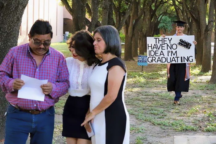 After Disappointing His Parents, This Guy Spent 6 Years To Create This Surprise And Their Reaction Will Make You Cry After Disappointing His Parents, This Guy Spent 6 Years To Create This Surprise And Their Reaction Will Make You Cry