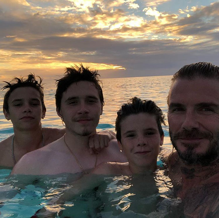 son-surprised-birthday-david-beckham-brooklyn-beckham-32 son-surprised-birthday-david-beckham-brooklyn-beckham-32