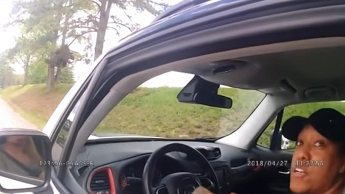 Woman Accuses Cop Of Racism, Gets Surprise Of A Lifetime When Police Release His Body Cam Footage Woman Accuses Cop Of Racism, Gets Surprise Of A Lifetime When Police Release His Body Cam Footage