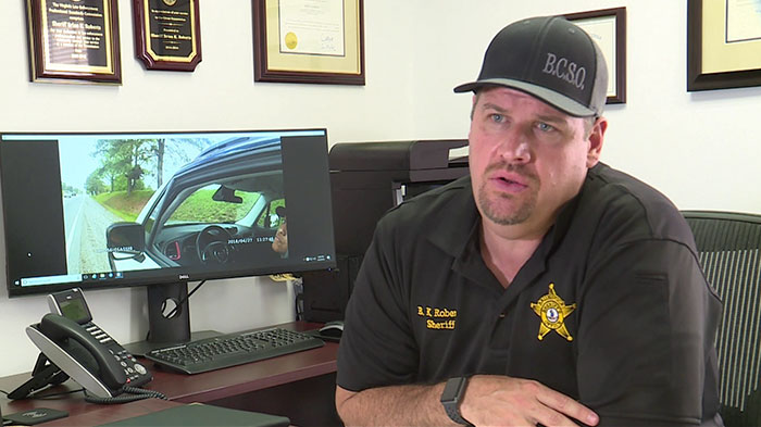 Woman Accuses Cop Of Racism, Gets Surprise Of A Lifetime When Police Release His Body Cam Footage Woman Accuses Cop Of Racism, Gets Surprise Of A Lifetime When Police Release His Body Cam Footage