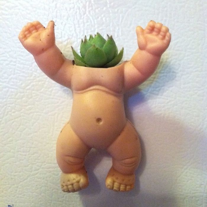 Creepy-Baby-Doll-Head-Planters