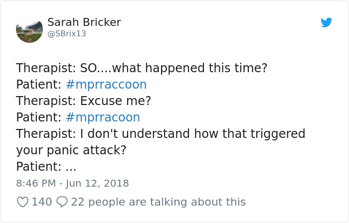 Internet Holds Its Breath As Raccoon Climbs A Skyscraper, And It Gets Scarier And Scarier With Every Pic Internet Holds Its Breath As Raccoon Climbs A Skyscraper, And It Gets Scarier And Scarier With Every Pic