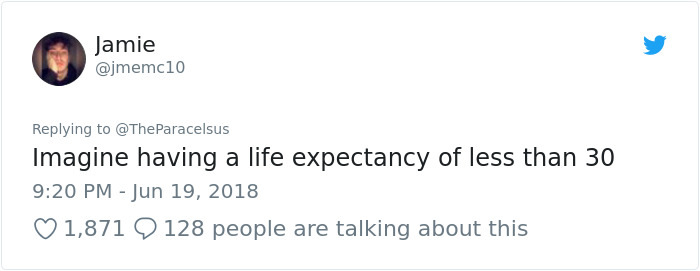 Two Friends Of Different Races Can't Stop Roasting Each Other On Twitter, Make People Question If It's Racism Or Not Two Friends Of Different Races Can't Stop Roasting Each Other On Twitter, Make People Question If It's Racism Or Not