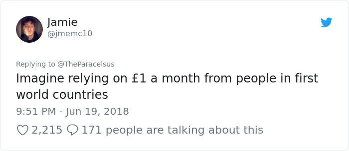Two Friends Of Different Races Can't Stop Roasting Each Other On Twitter, Make People Question If It's Racism Or Not Two Friends Of Different Races Can't Stop Roasting Each Other On Twitter, Make People Question If It's Racism Or Not