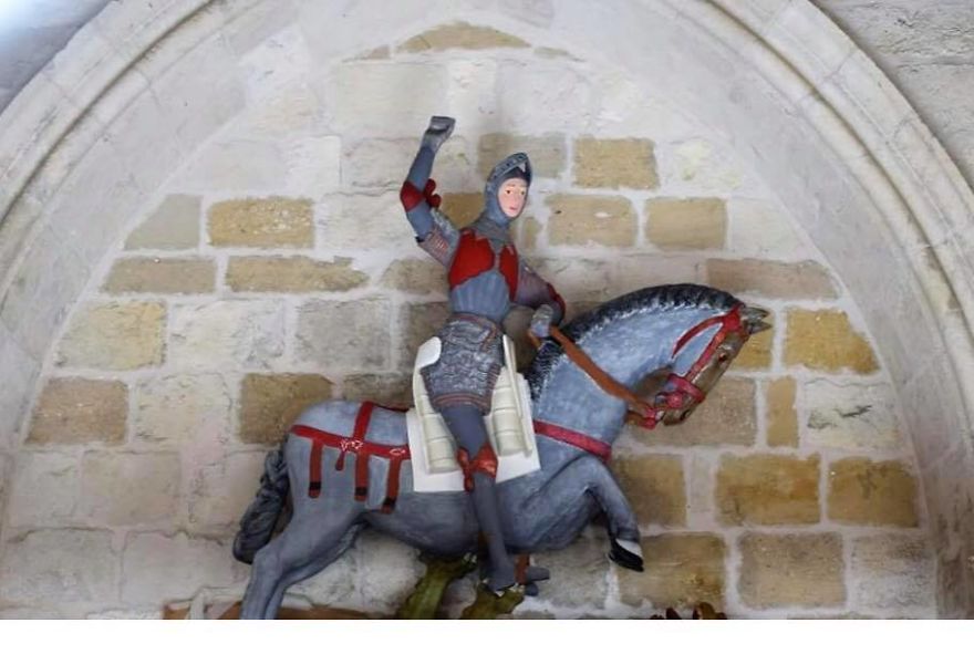 500-Year-Old Artwork Was Restored, And The Internet Can't Stop Laughing 500-Year-Old Artwork Was Restored, And The Internet Can't Stop Laughing