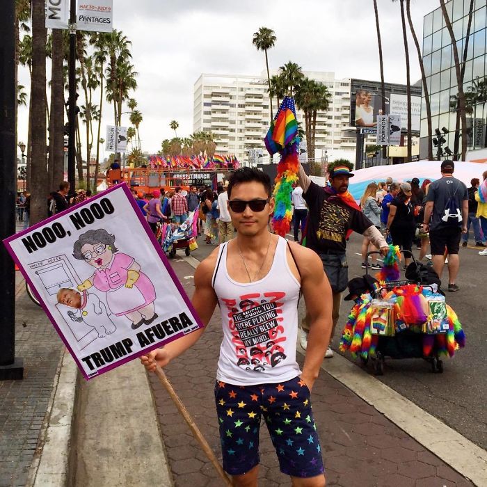 Nooo, Nooo Trump Afuera