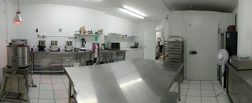 I'm A Chocolate Maker, And Here's How The Chocolate is Made From Bean To Bar