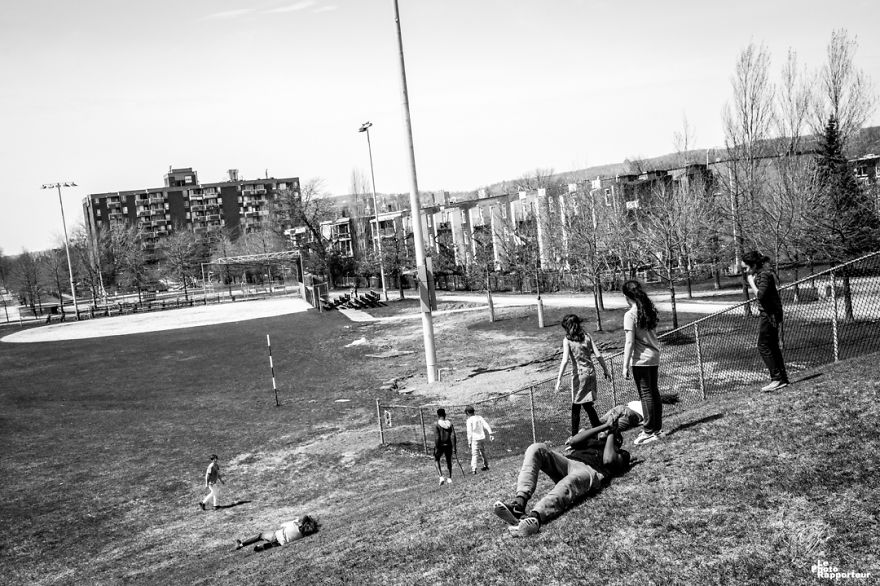 On Wednesday, May 2nd 2018 At 12:50pm, As The Majority Of The Group Chose To Simply Walk Down The Hill, Two Jokers Were Showing The Others That Rolling Down Was Much More Fun