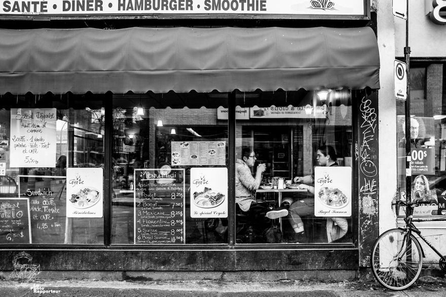 On Thursday, May 3rd 2018 At 10:24am, A Mother And Her Daughter Were Having Breakfast Together In A Restaurant That Doesn’t Skimp On Window Signs