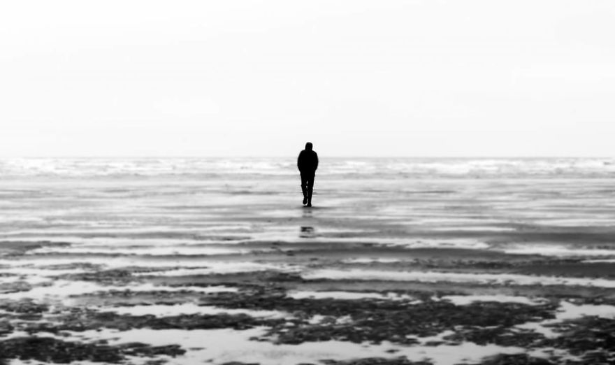 Photographer Captures The Loneliness Spirit Photographer Captures The Loneliness Spirit