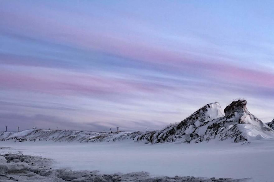 Photographer Captures The Loneliness Spirit Photographer Captures The Loneliness Spirit