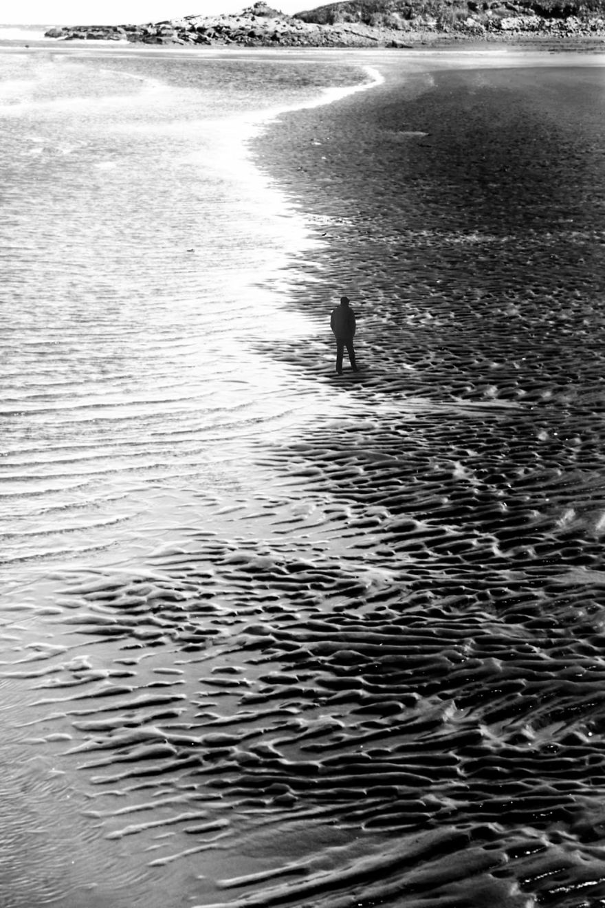 Photographer Captures The Loneliness Spirit Photographer Captures The Loneliness Spirit