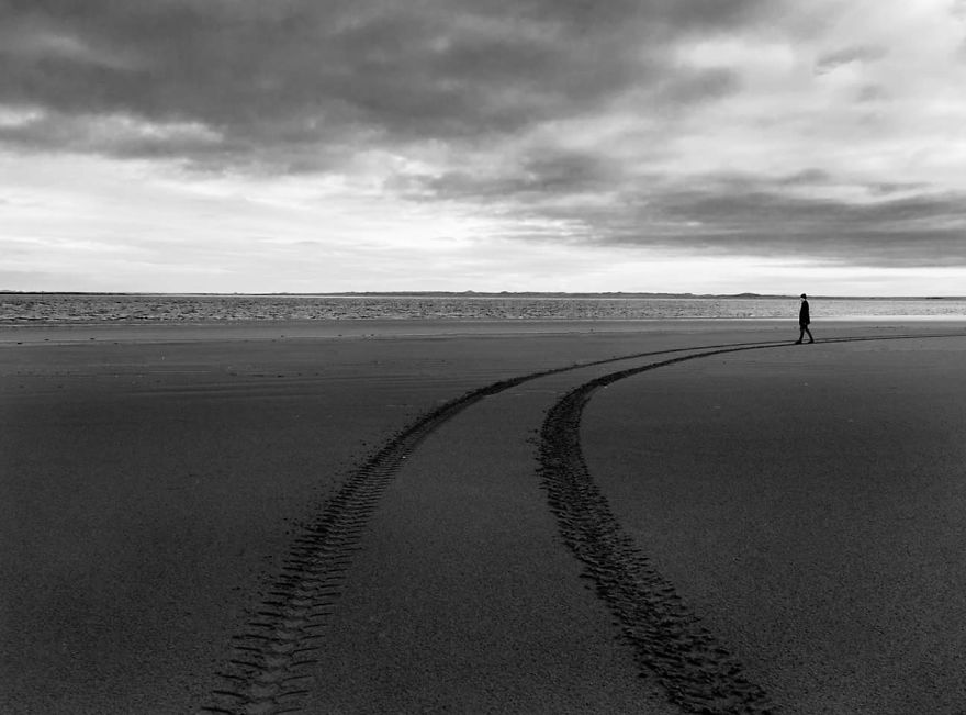 Photographer Captures The Loneliness Spirit Photographer Captures The Loneliness Spirit