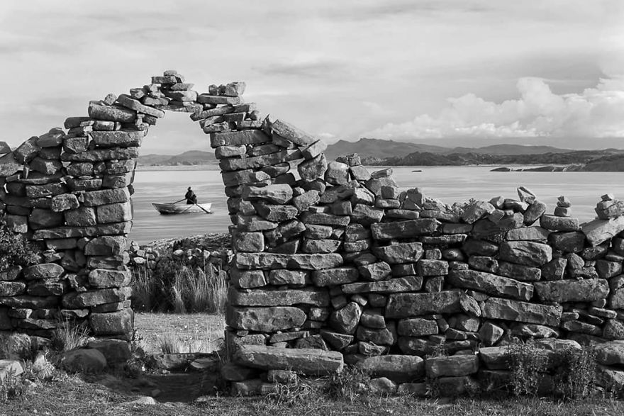 Photographer Captures The Loneliness Spirit Photographer Captures The Loneliness Spirit