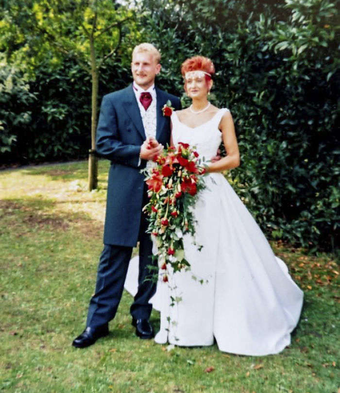 Husband Fed Up With The 30 Dogs His Wife Pets Asks Her To Choose Him Or The Dogs, And Probably Regrets It Afterwards Husband Fed Up With The 30 Dogs His Wife Pets Asks Her To Choose Him Or The Dogs, And Probably Regrets It Afterwards