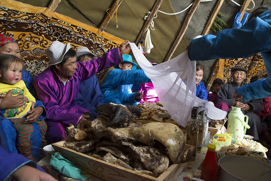I Photographed Indigenous Marriage Of Tsaatan Tribe In Mongolian Wild Taiga I Photographed Indigenous Marriage Of Tsaatan Tribe In Mongolian Wild Taiga