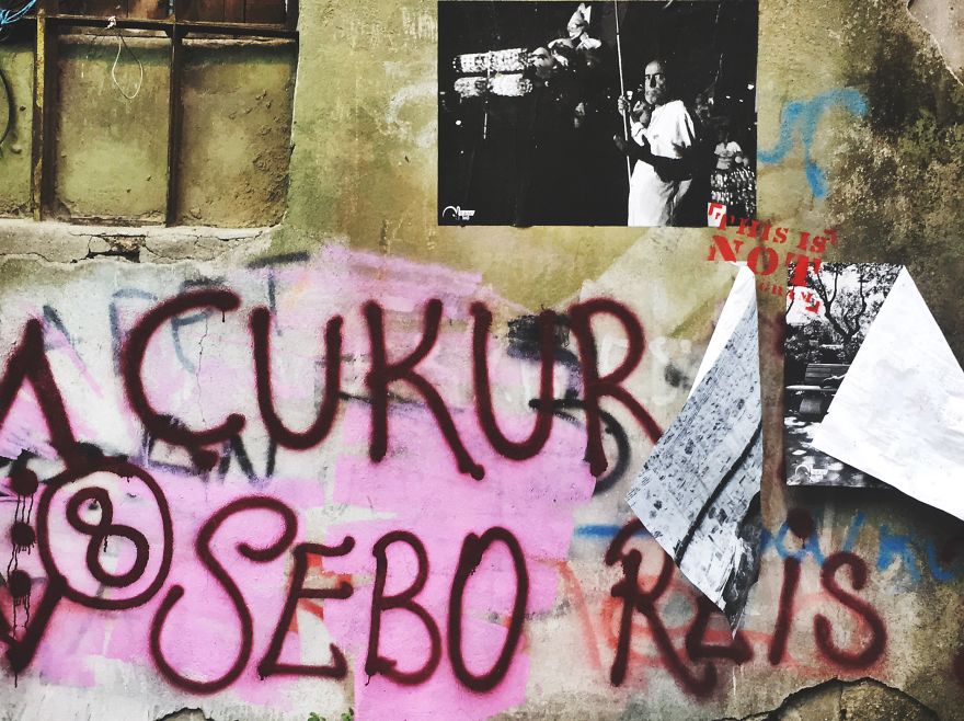 I Said 'This Is Not Instagram' And I Put My Photos On Walls In Gypsy Neighborhood I Said 'This Is Not Instagram' And I Put My Photos On Walls In Gypsy Neighborhood