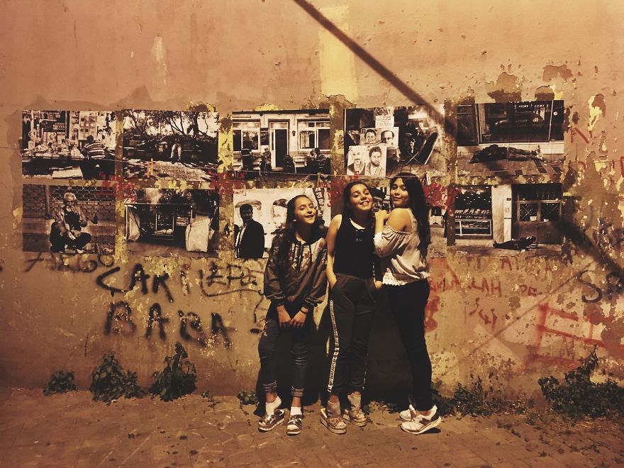 I Said 'This Is Not Instagram' And I Put My Photos On Walls In Gypsy Neighborhood I Said 'This Is Not Instagram' And I Put My Photos On Walls In Gypsy Neighborhood