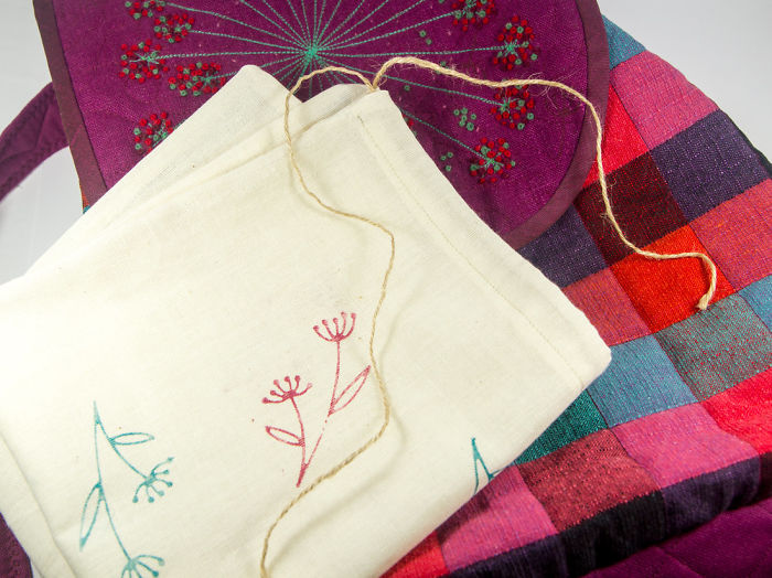 Together With My Mom, We Create One-Of-A-Kind Hand-Painted Backpacks Together With My Mom, We Create One-Of-A-Kind Hand-Painted Backpacks