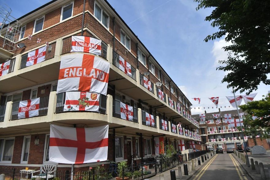 It’s Coming Home! Fans England-Wide Show Their Belief In The England Squad It’s Coming Home! Fans England-Wide Show Their Belief In The England Squad