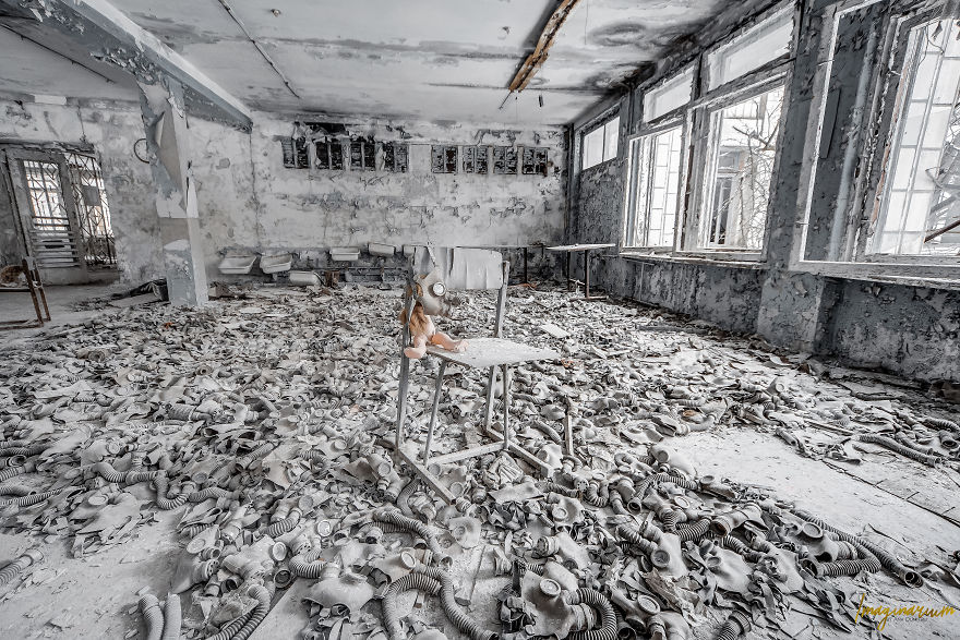 Another Kindergarden That Has A Room Full Of Gas Masks For Kids