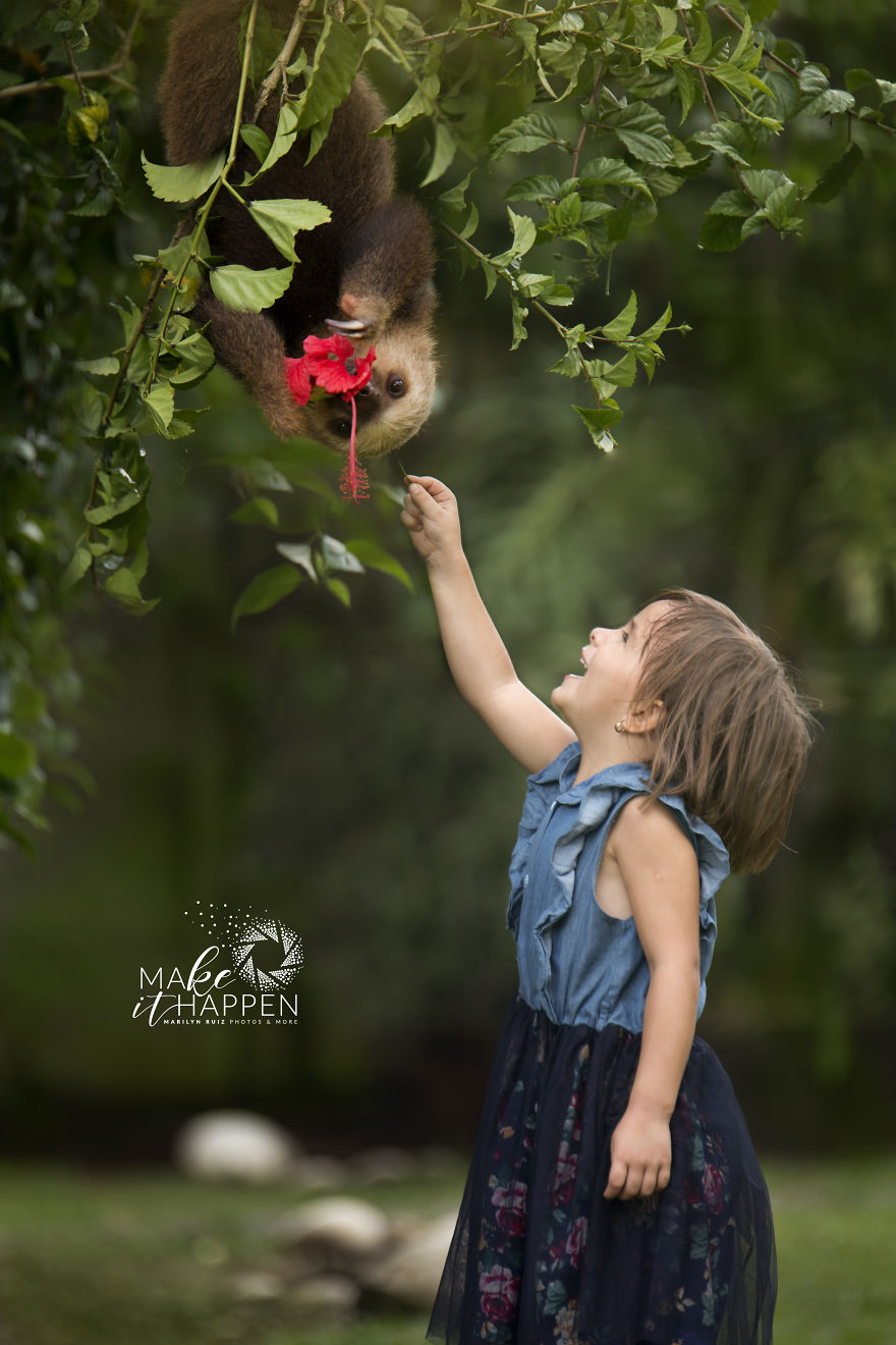 I Was Able To Take This Gorgeous Image Of My Daughter And A Sloth In Costa Rica